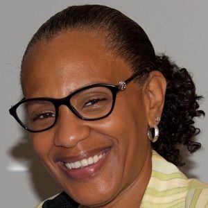 Meet your Posher, Shelly